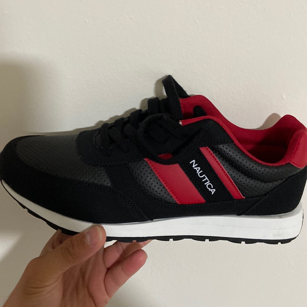 Vendo calzado Náutica Nuevo de paquete talla 11